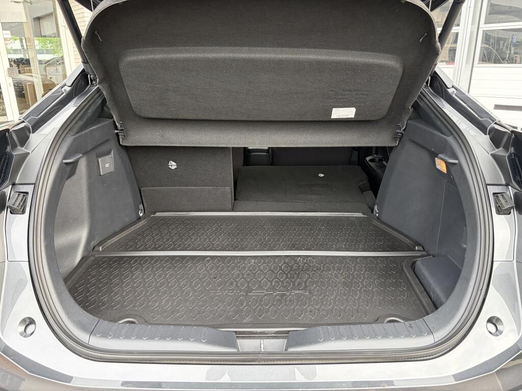 Toyota C-HR 2.0 PHEV 220 First Edition | Stuur/stoelverwarming | Sensoren V/ - Image 35