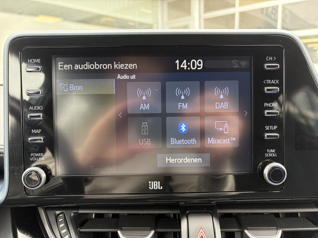 Toyota C-HR 1.8 Hybrid First Edition | JBL | Carplay + android | Blindspot | - Image 23