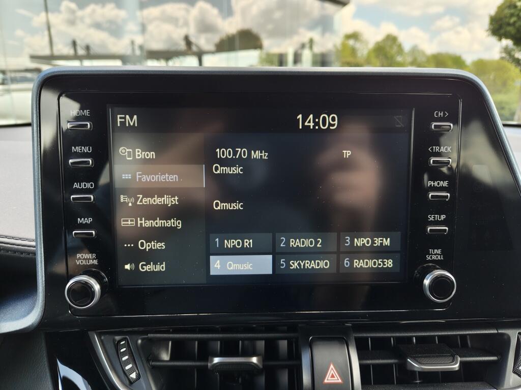 Toyota C-HR 1.8 Hybrid Style Bi-Tone | Leder/Alcantara | Sensoren v/a | Andr - Image 17