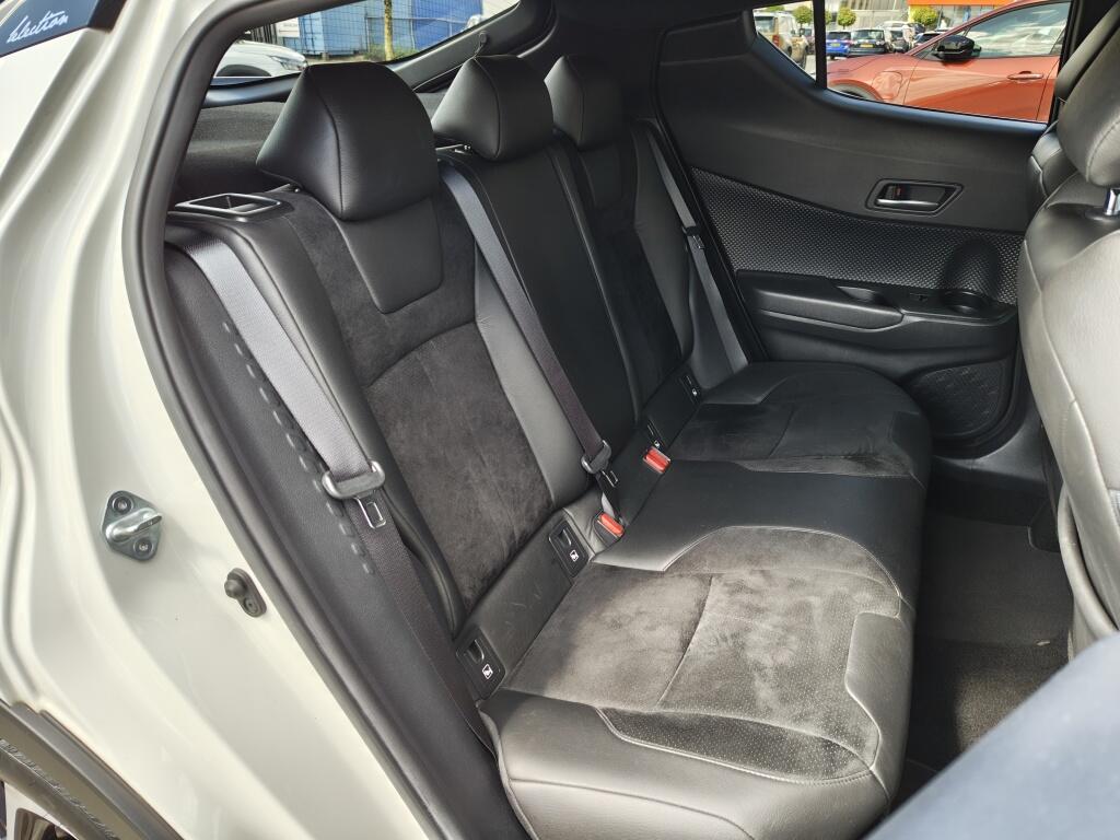 Toyota C-HR 1.8 Hybrid Style Bi-Tone | Leder/Alcantara | Sensoren v/a | Andr - Image 32