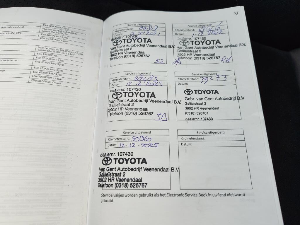 Toyota C-HR 1.8 Hybrid Style Bi-Tone | Leder/Alcantara | Sensoren v/a | Andr - Image 41