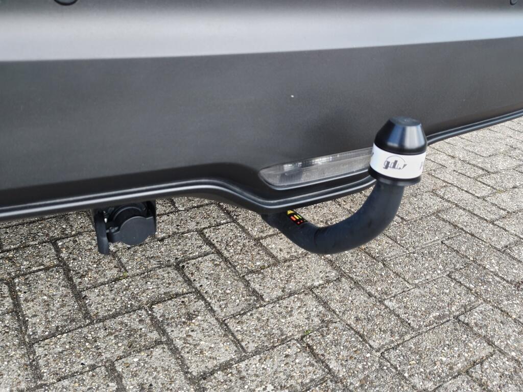 Toyota C-HR 1.8 Hybrid Style Bi-Tone | Leder/Alcantara | Sensoren v/a | Andr - Image 8