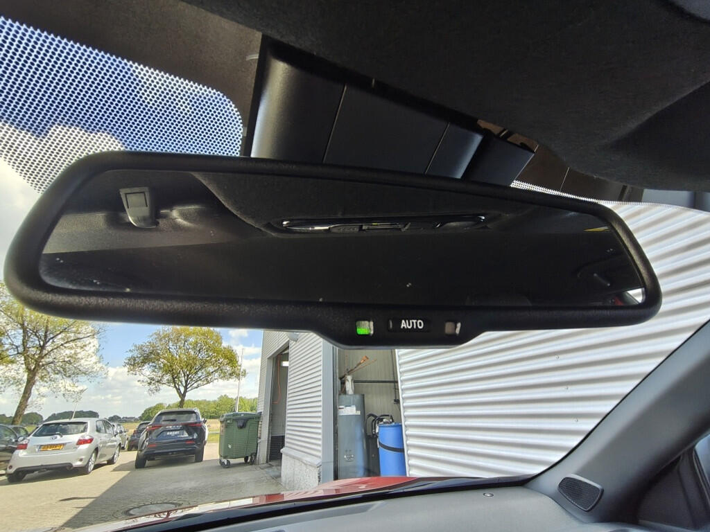 Toyota Yaris Cross 1.5 Hybrid Style | Sensoren | navi | Stoel + Stuurverwarming - Image 25