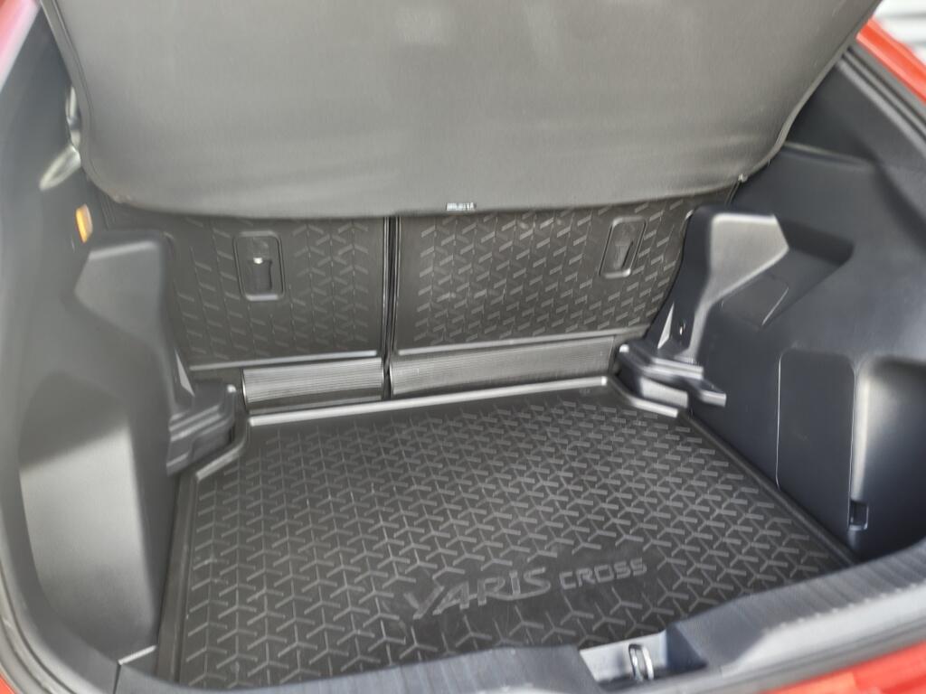 Toyota Yaris Cross 1.5 Hybrid Style | Sensoren | navi | Stoel + Stuurverwarming - Image 32