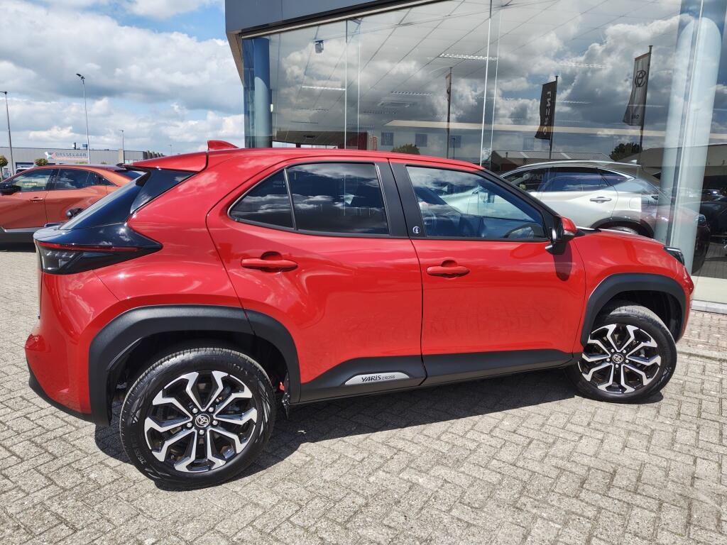 Toyota Yaris Cross 1.5 Hybrid Style | Sensoren | navi | Stoel + Stuurverwarming - Image 5
