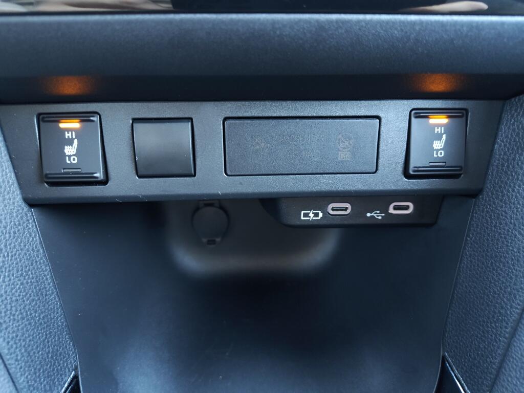 Toyota Yaris Cross 1.5 Hybrid 115 First Edition | Comfort Pack | Sensoren | Stoelve - Image 19