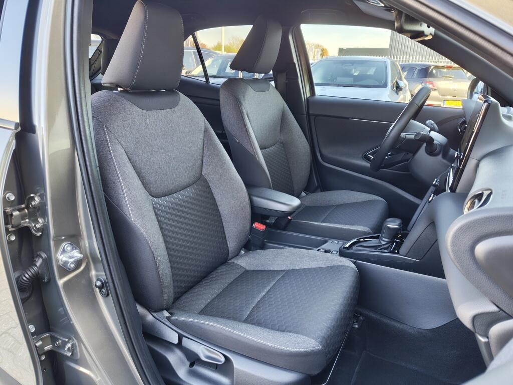 Toyota Yaris Cross 1.5 Hybrid 115 First Edition | Comfort Pack | Sensoren | Stoelve - Image 26
