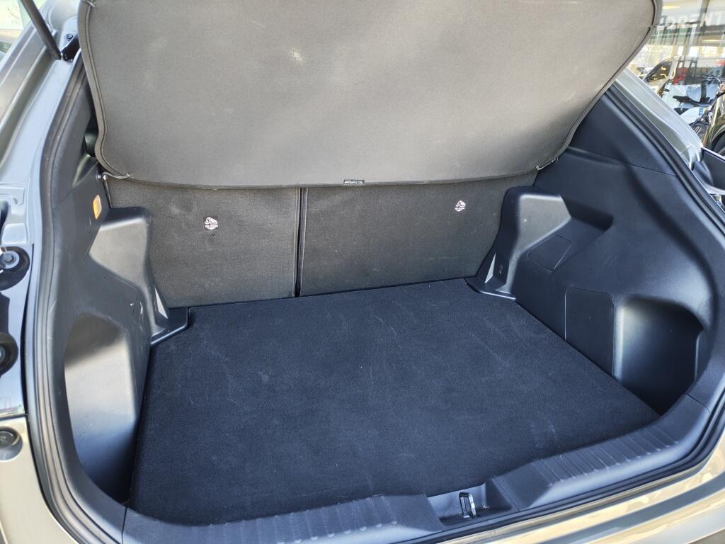 Toyota Yaris Cross 1.5 Hybrid 115 First Edition | Comfort Pack | Sensoren | Stoelve - Image 29