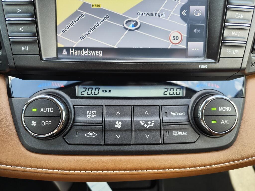 Toyota RAV4 2.5 Hybrid AWD Executive | Trekhaak | Leder | Navi | Stoelverwar - Image 21