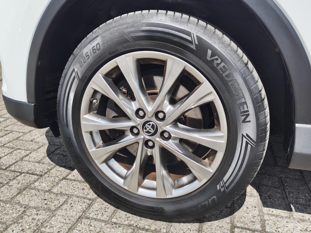 Toyota RAV4 2.5 Hybrid AWD Executive | Trekhaak | Leder | Navi | Stoelverwar - Image 41