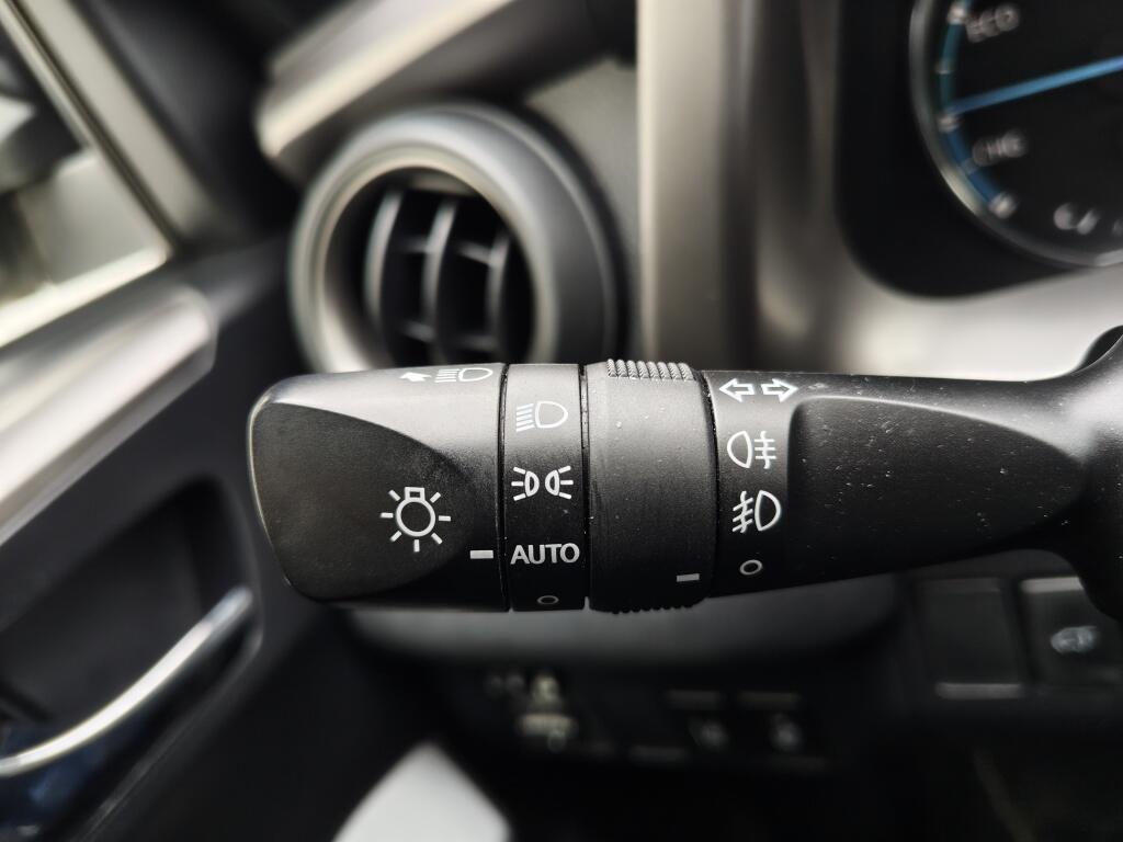 Toyota RAV4 2.5 Hybrid AWD Style | Trekhaak |  1650kg Trekgew. | Treeplanken - Image 13