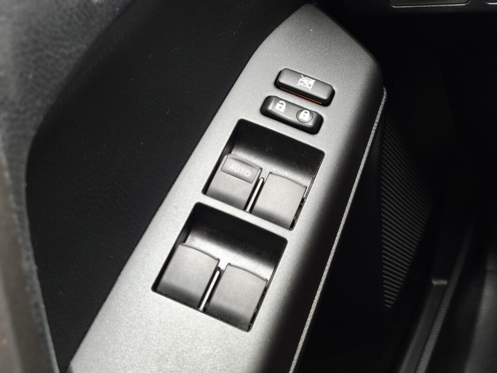 Toyota RAV4 2.5 Hybrid AWD Style | Trekhaak |  1650kg Trekgew. | Treeplanken - Image 24