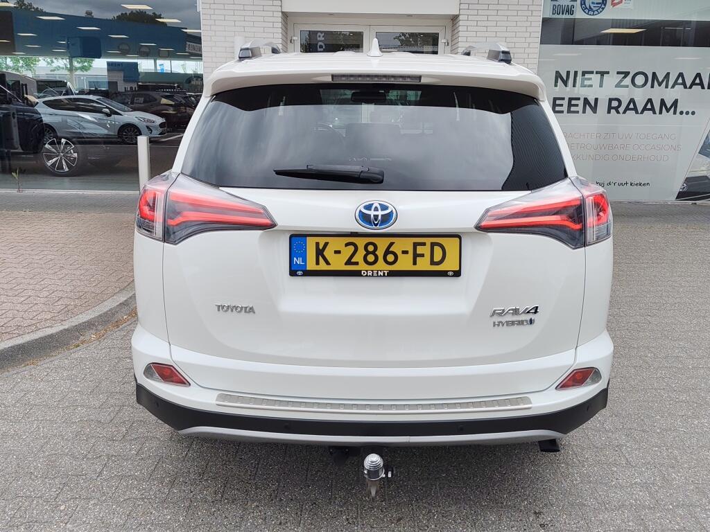 Toyota RAV4 2.5 Hybrid AWD Style | Trekhaak |  1650kg Trekgew. | Treeplanken - Image 8