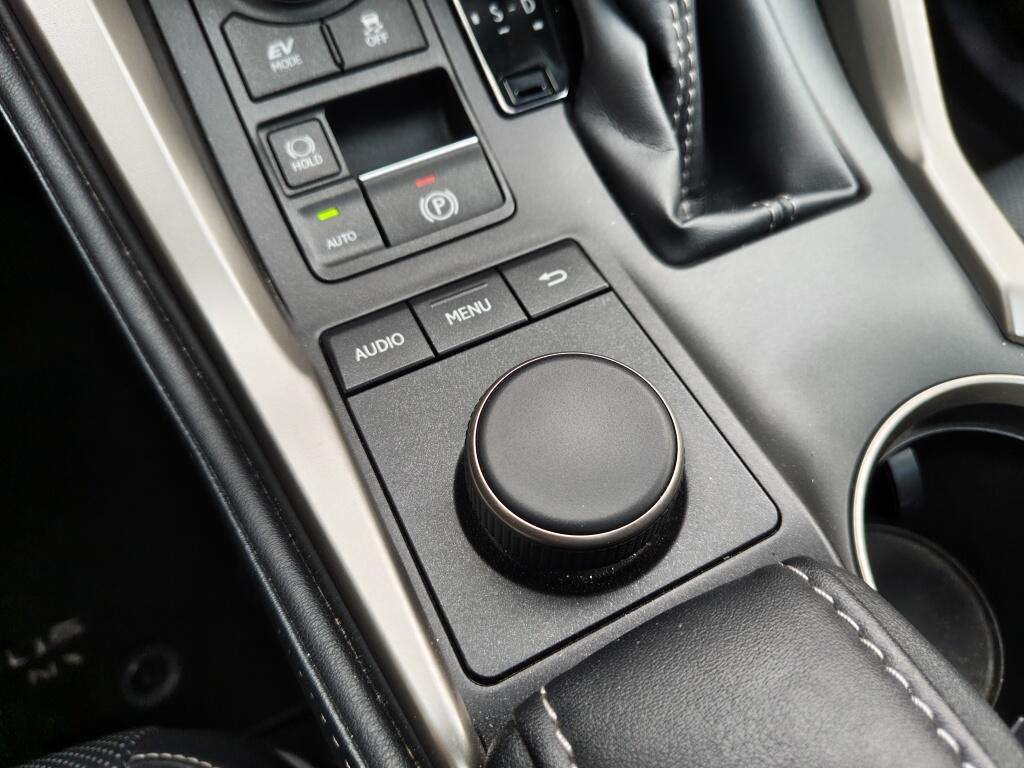 Lexus NX 300h AWD Luxury Line | Trekhaak | Bearlock | Pano | Navi | - Image 24