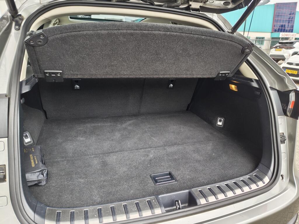Lexus NX 300h AWD Luxury Line | Trekhaak | Bearlock | Pano | Navi | - Image 36