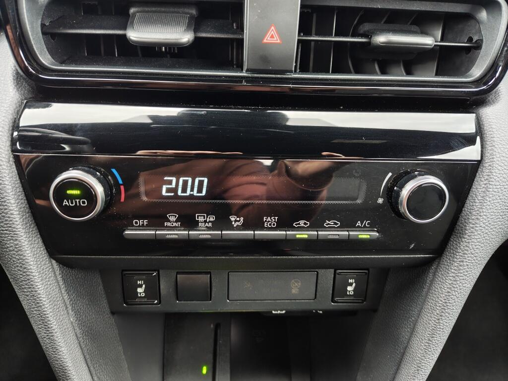 Toyota Yaris Cross 1.5 Hybrid 115 Dynamic | Stoel/Stuurverwarming | Android Auto - Image 18