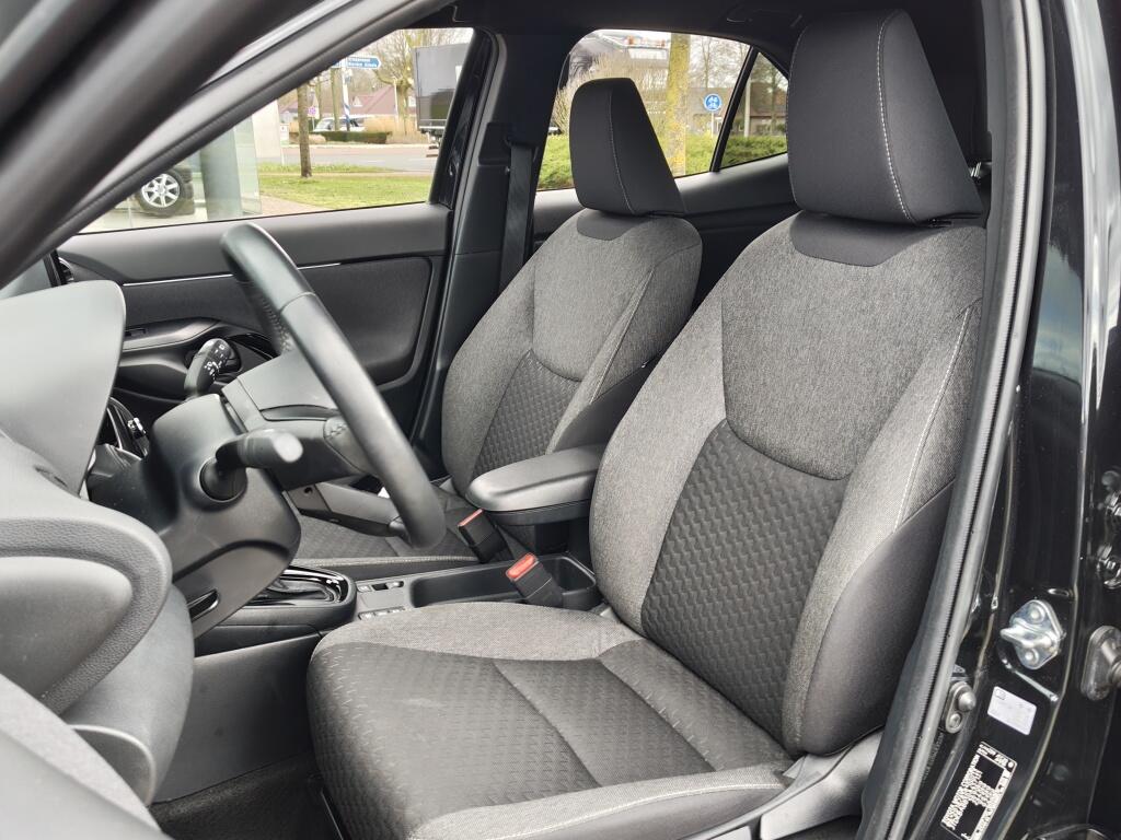 Toyota Yaris Cross 1.5 Hybrid 115 Dynamic | Stoel/Stuurverwarming | Android Auto - Image 27
