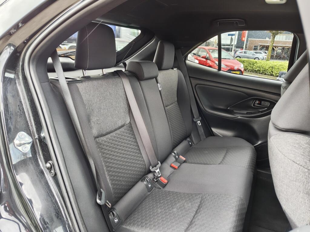Toyota Yaris Cross 1.5 Hybrid 115 Dynamic | Stoel/Stuurverwarming | Android Auto - Image 30