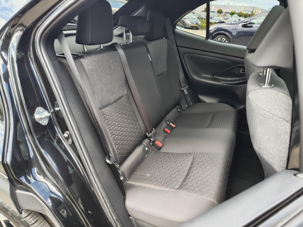 Toyota Yaris Cross 1.5 Hybrid Style | Pano | Head-Up Display | Navi | Stoelverwarmi - Image 30