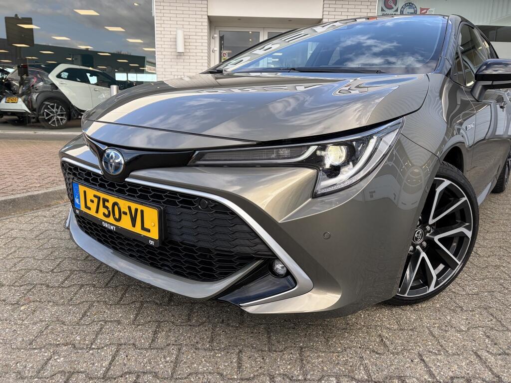 Toyota Corolla 2.0 Hybrid Executive | Stoelverwarming | Sensoren V/A | Navi - Image 2