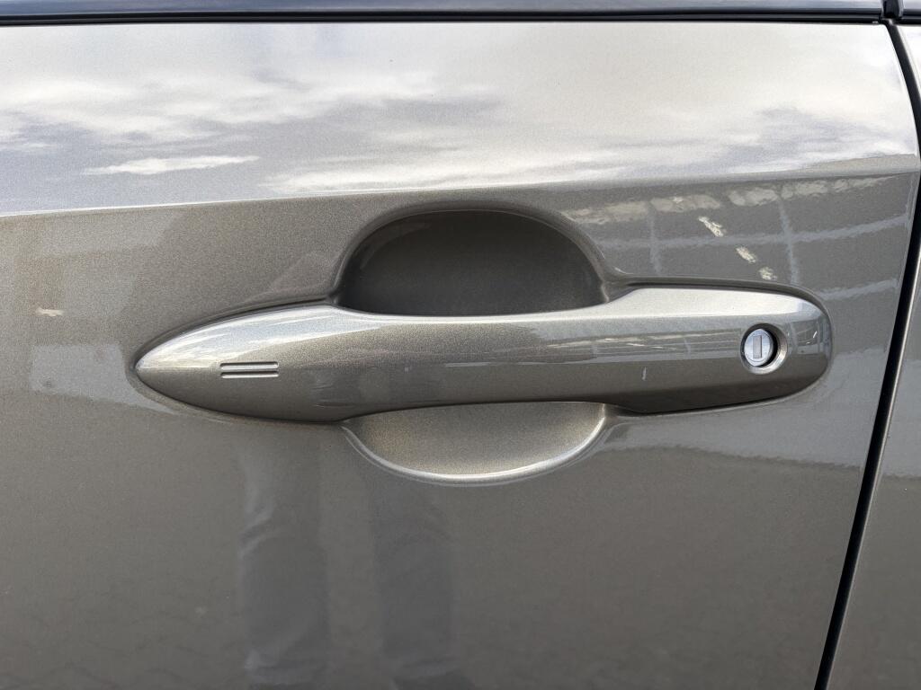 Toyota Corolla 2.0 Hybrid Executive | Stoelverwarming | Sensoren V/A | Navi - Image 34
