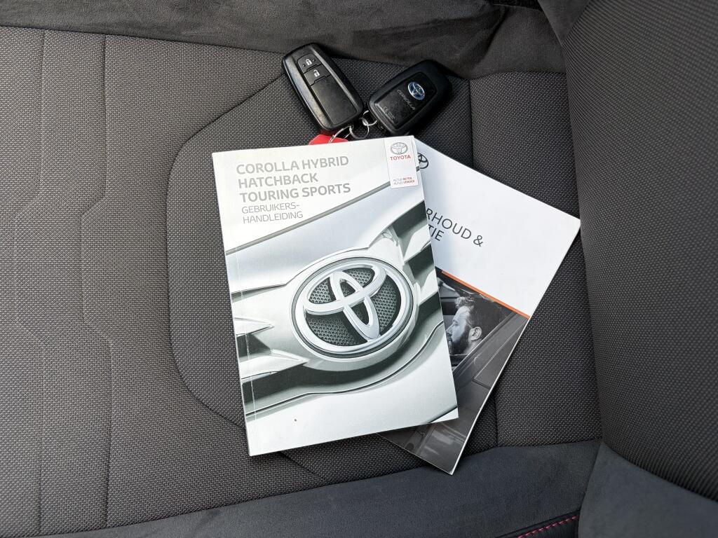 Toyota Corolla 2.0 Hybrid Executive | Stoelverwarming | Sensoren V/A | Navi - Image 42