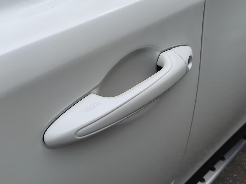 Toyota RAV4 2.5 Hybrid AWD Style | Trekhaak |  1650kg Trekgew. | Treeplanken - Image 40