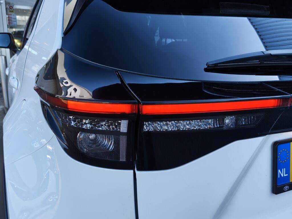 Toyota Yaris Cross 1.5 Hybrid 130 Dynamic | Comfort Pack | Sensoren v/a | Stoelverw - Image 37