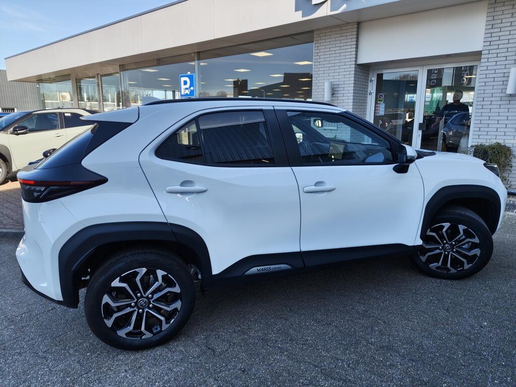 Toyota Yaris Cross 1.5 Hybrid 130 Dynamic | Comfort Pack | Sensoren v/a | Stoelverw - Image 5