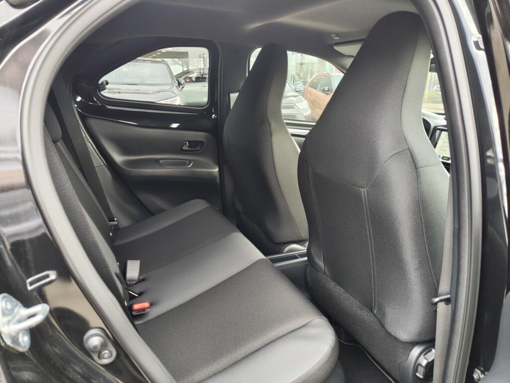 Toyota Aygo X 1.5 Hybrid GR Sport | JBL | Sensoren v/a | Stoelverwarming - Image 31