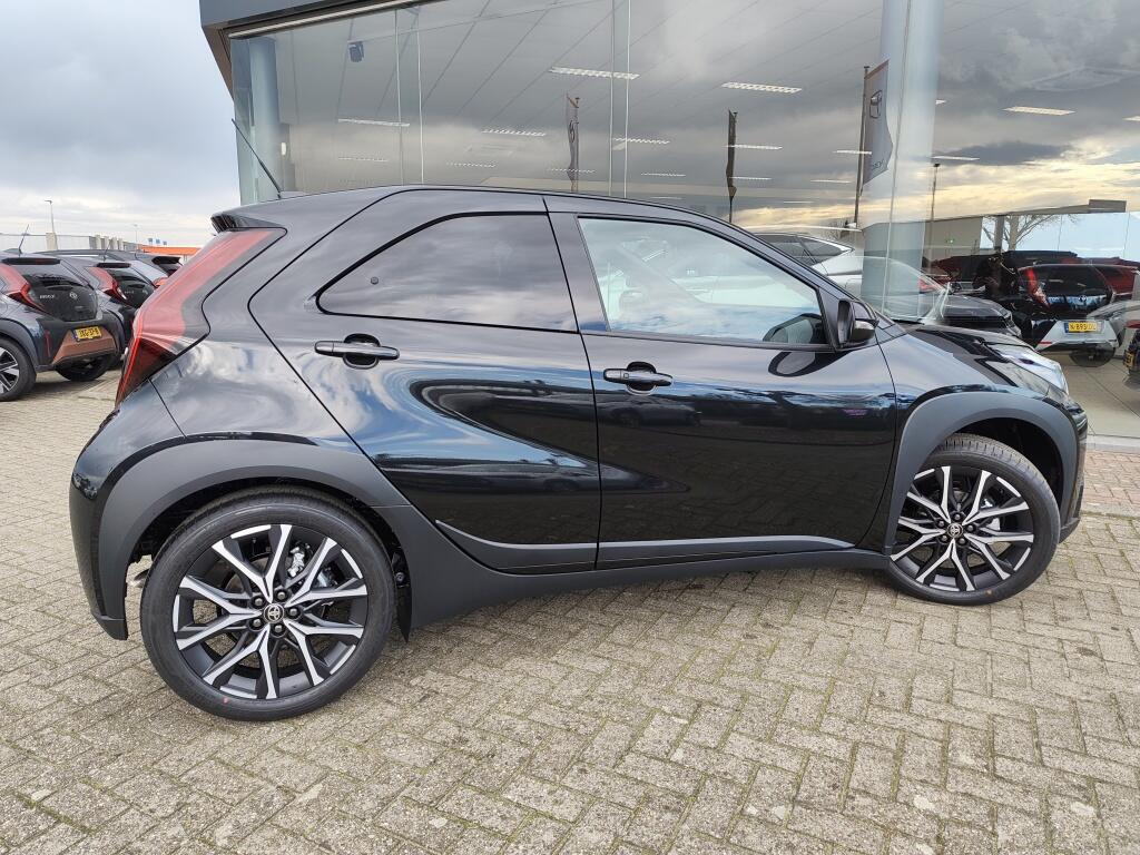 Toyota Aygo X 1.5 Hybrid GR Sport | JBL | Sensoren v/a | Stoelverwarming - Image 5