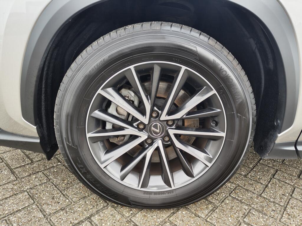 Lexus NX 450h+ AWD Luxury Line | Trekhaak | 1500Kg Trekgew. | Leder | And - Image 44