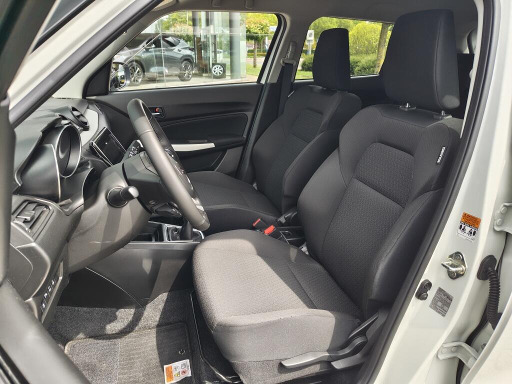 Suzuki Swift 1.2 Select Smart Hybrid | Cruise | Sensoren | Stoelverwarming | - Image 25