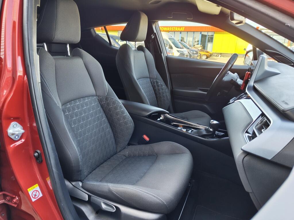 Toyota C-HR 2.0 Hybrid First Edition | Trekhaak | JBL | Navi | Sensoren v/a - Image 33