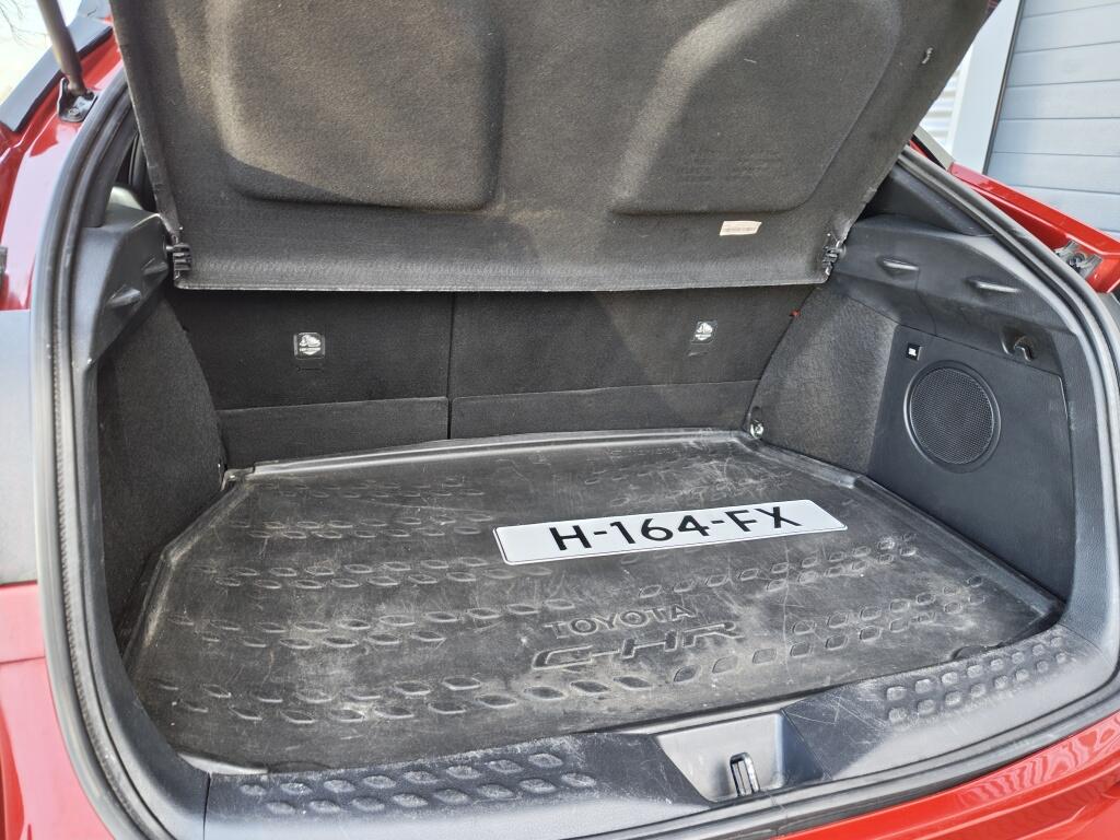 Toyota C-HR 2.0 Hybrid First Edition | Trekhaak | JBL | Navi | Sensoren v/a - Image 36