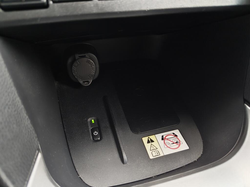 Toyota Yaris Cross 1.5 Hybrid Dynamic |All Season | Navi | Keyless Entry & Start | - Image 20