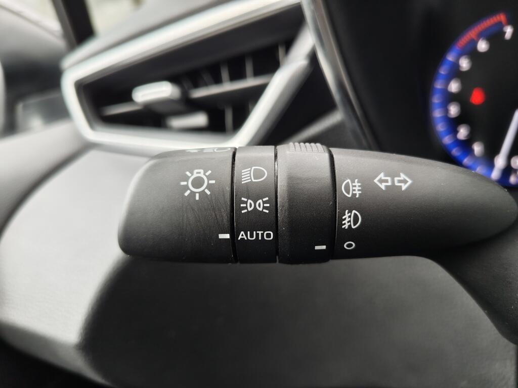 Toyota Corolla Touring Sports 1.8 Hybrid Business Plus | Stoelverwarming | Keyless Entry&Start - Image 13