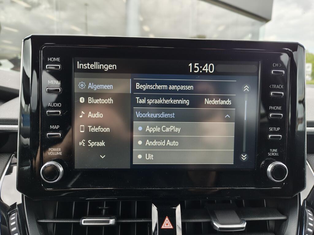 Toyota Corolla Touring Sports 1.8 Hybrid Business Plus | Stoelverwarming | Keyless Entry&Start - Image 17