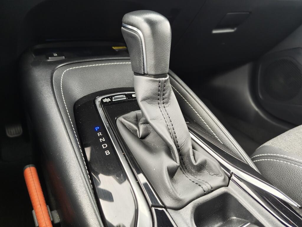 Toyota Corolla Touring Sports 1.8 Hybrid Business Plus | Stoelverwarming | Keyless Entry&Start - Image 21