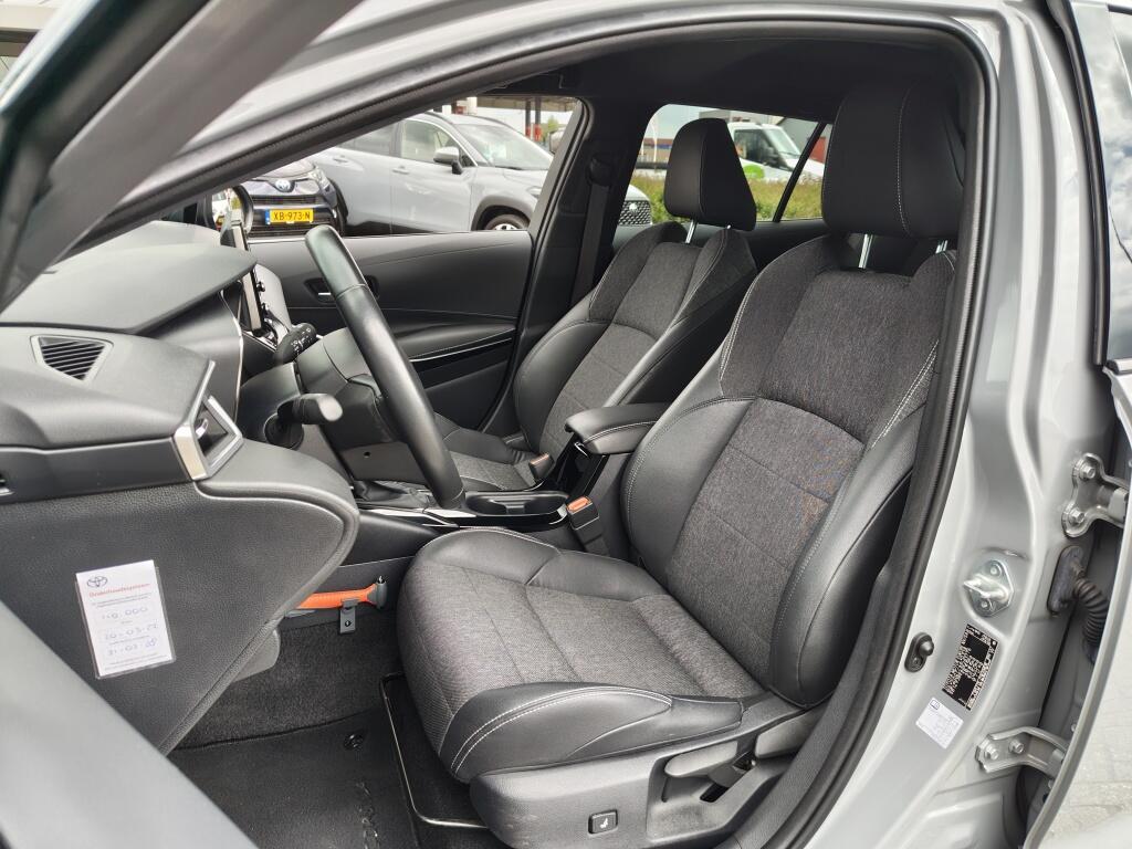 Toyota Corolla Touring Sports 1.8 Hybrid Business Plus | Stoelverwarming | Keyless Entry&Start - Image 26