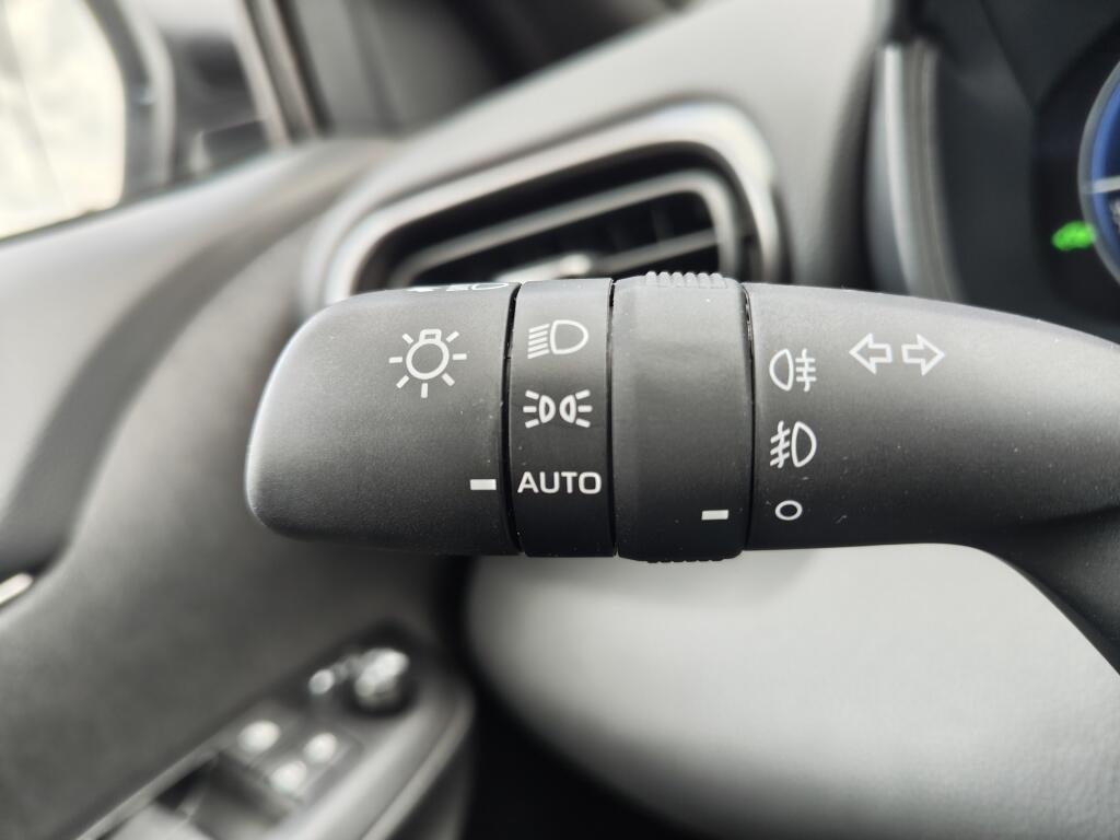 Toyota Yaris Cross 1.5 Hybrid 130 GR SPORT | Sensoren v/a | El. Achterklep | Androi - Image 11