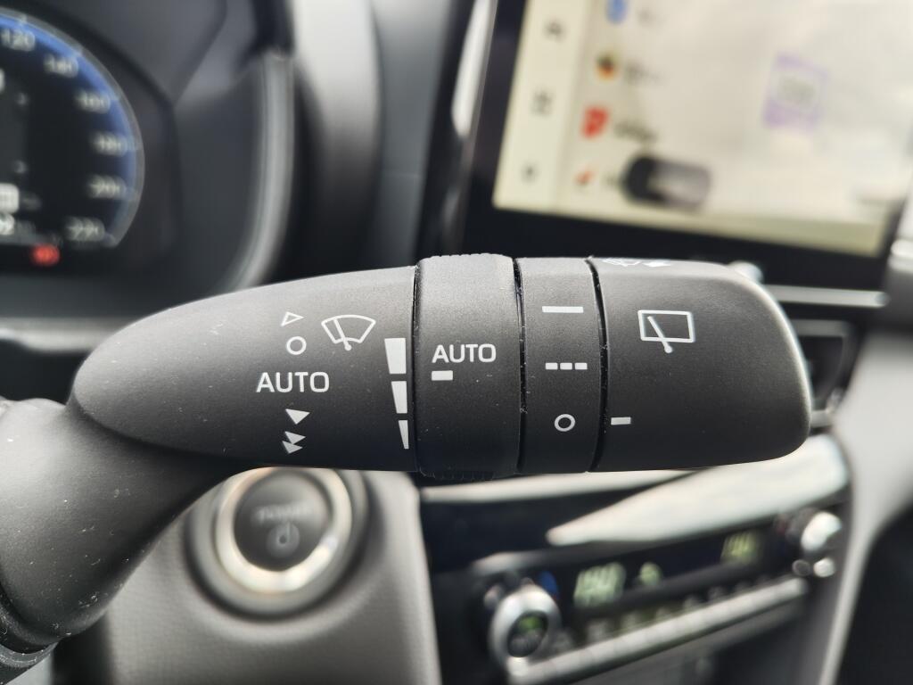 Toyota Yaris Cross 1.5 Hybrid 130 GR SPORT | Sensoren v/a | El. Achterklep | Androi - Image 12