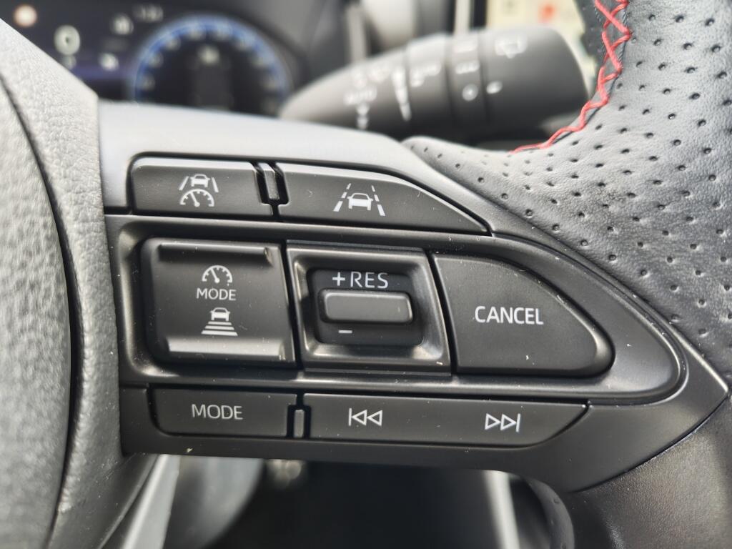 Toyota Yaris Cross 1.5 Hybrid 130 GR SPORT | Sensoren v/a | El. Achterklep | Androi - Image 14
