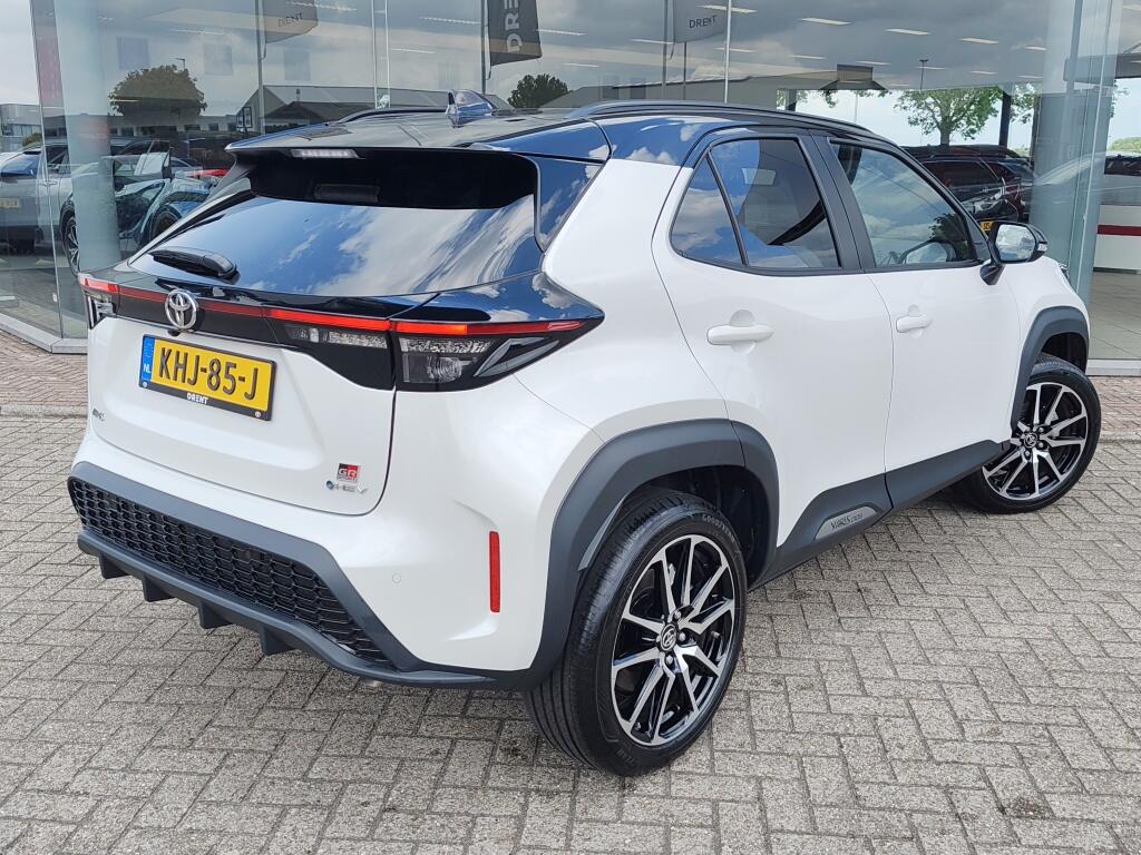 Toyota Yaris Cross 1.5 Hybrid 130 GR SPORT | Sensoren v/a | El. Achterklep | Androi - Image 4