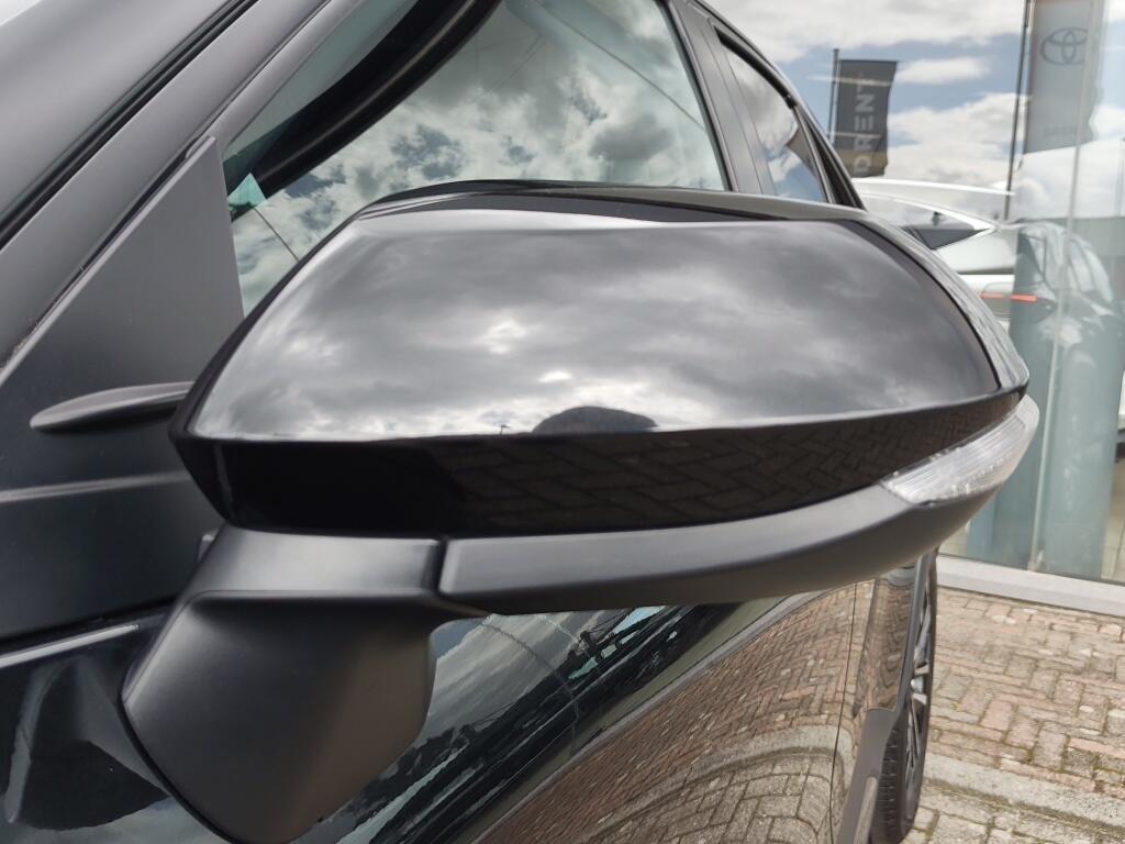 Toyota Yaris Cross 1.5 Hybrid 115 Dynamic | Stoel/Stuurverwarming | Android Auto - Image 35