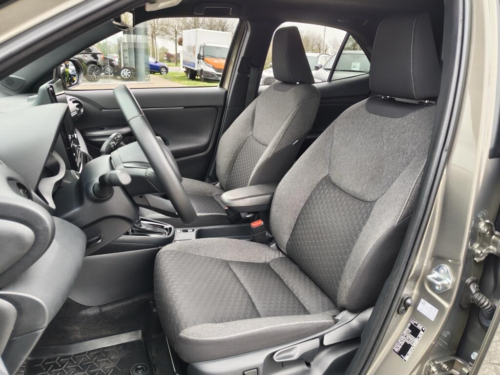 Toyota Yaris Cross 1.5 Hybrid 115 Dynamic | Stoel/Stuurverwarming | Android Auto - Image 27