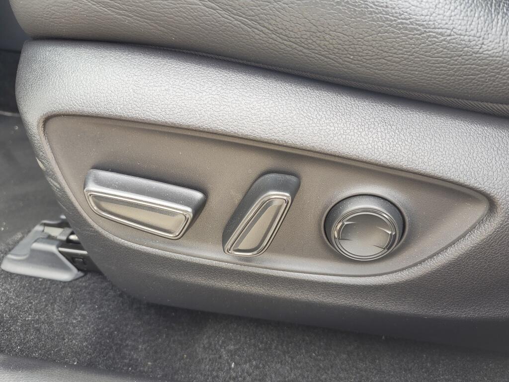 Toyota RAV4 2.5 Hybrid Style Bi-Tone | Schuifkanteldak | Leder/Alcantara | J - Image 31