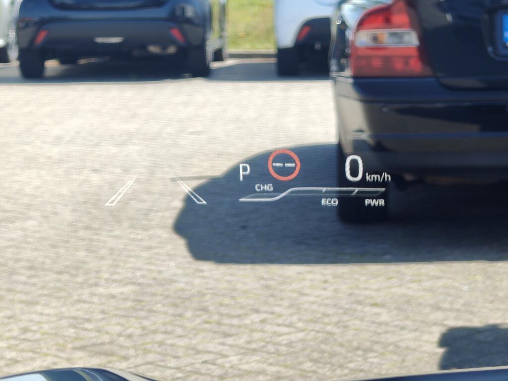 Toyota Yaris Cross 1.5 Hybrid Dynamic | HUD | Sensoren v/a | El. Achterklep | Stoel - Image 11