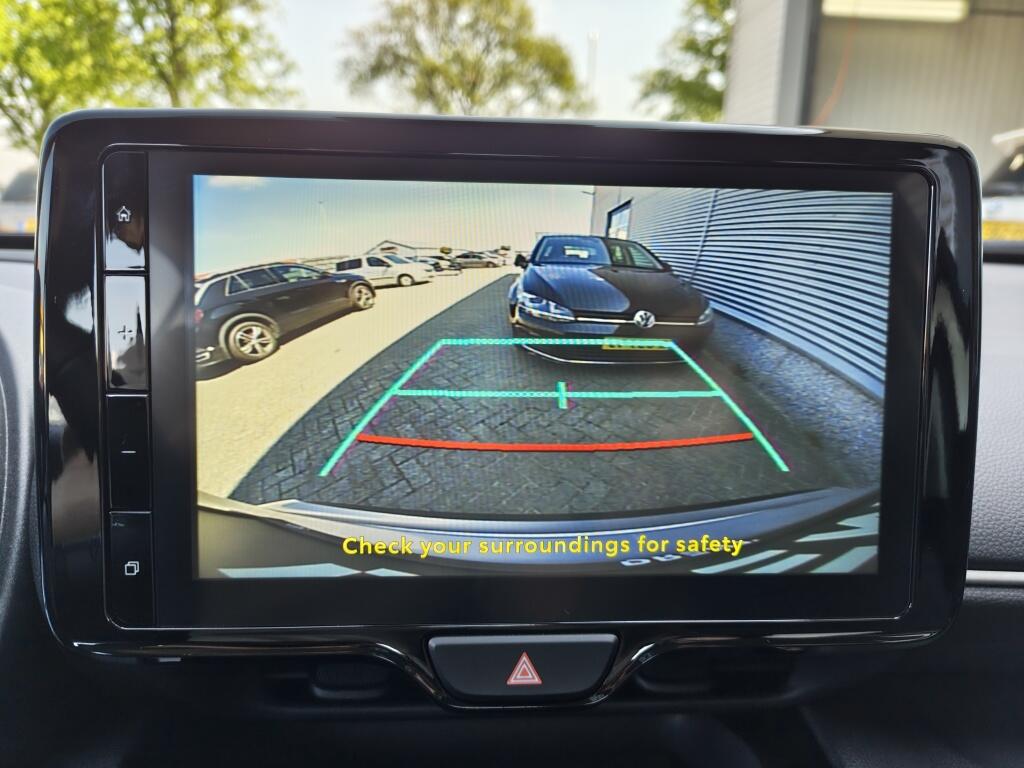 Toyota Yaris Cross 1.5 Hybrid Dynamic | HUD | Sensoren v/a | El. Achterklep | Stoel - Image 18