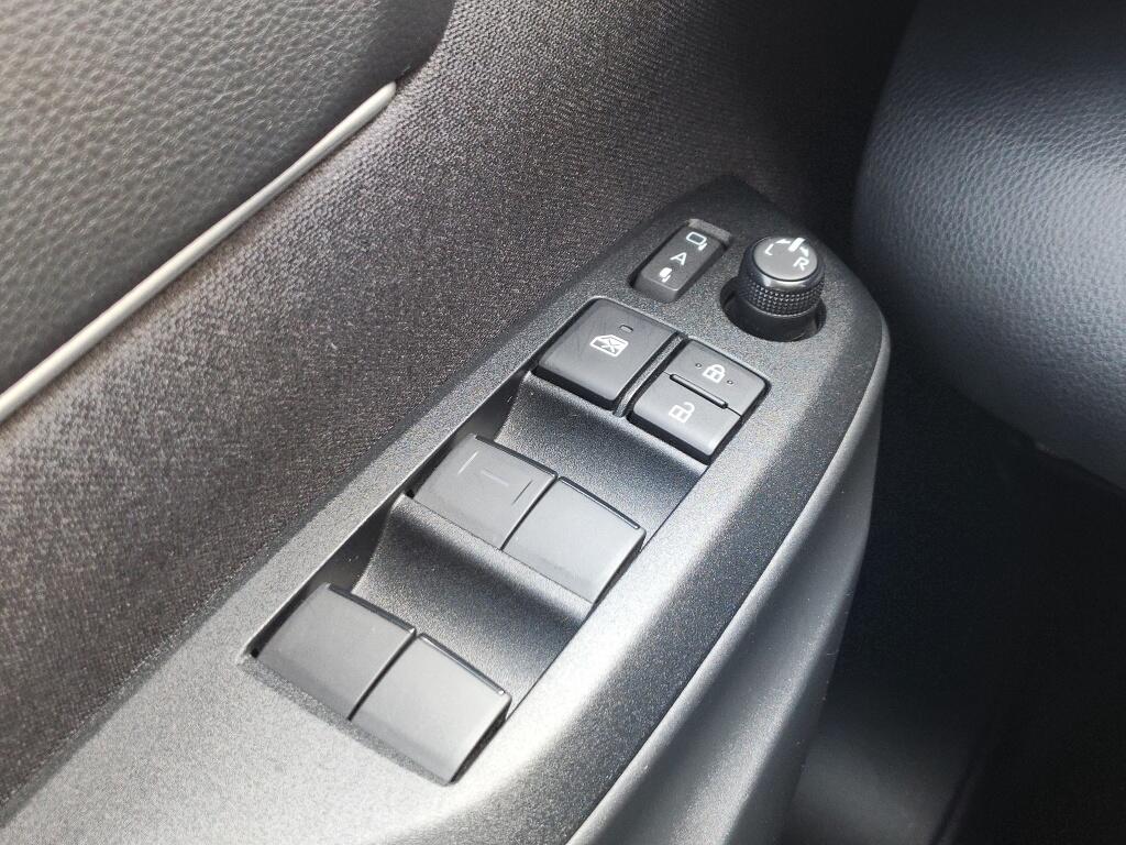 Toyota Yaris Cross 1.5 Hybrid Dynamic | HUD | Sensoren v/a | El. Achterklep | Stoel - Image 24